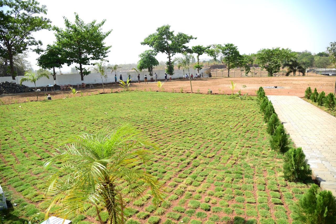 River Touch Resort Silvassa Ngoại thất bức ảnh