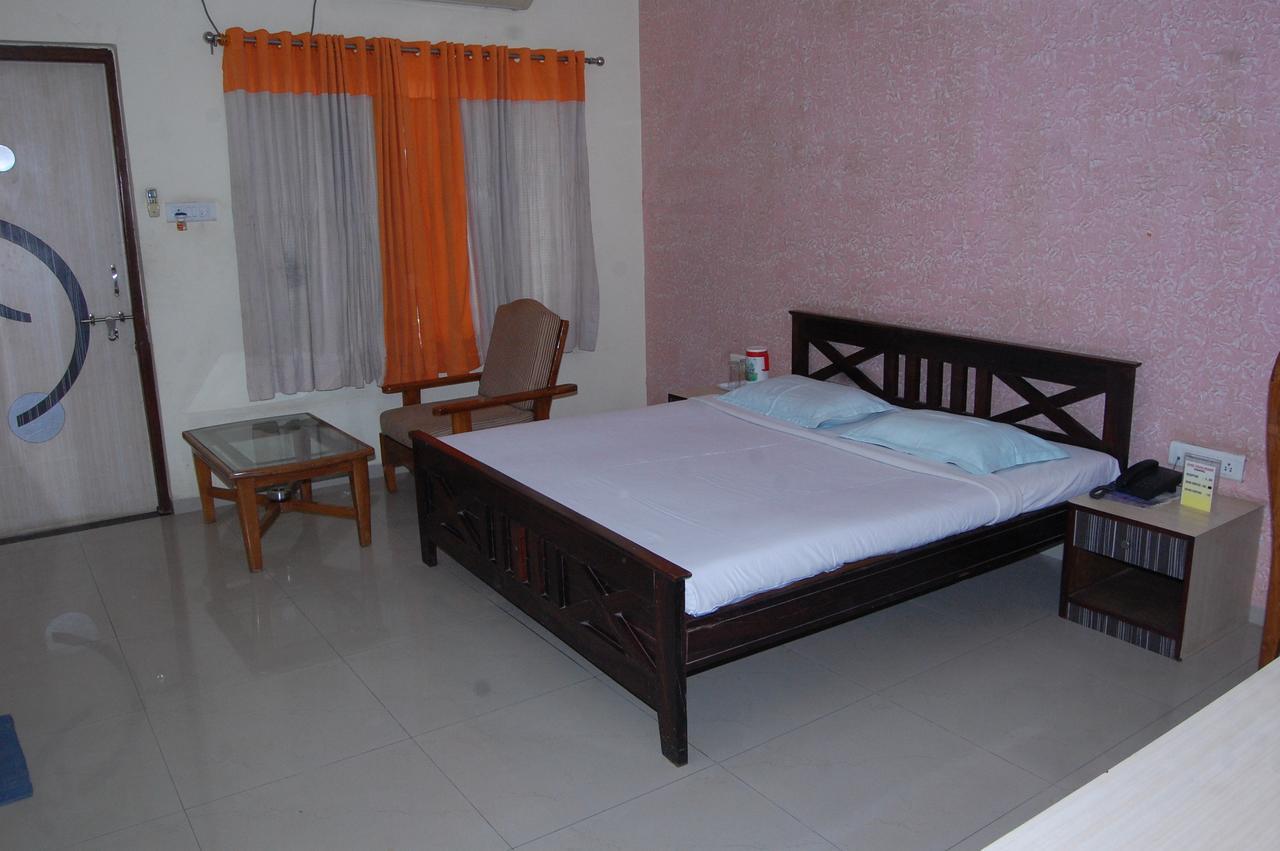 River Touch Resort Silvassa Ngoại thất bức ảnh